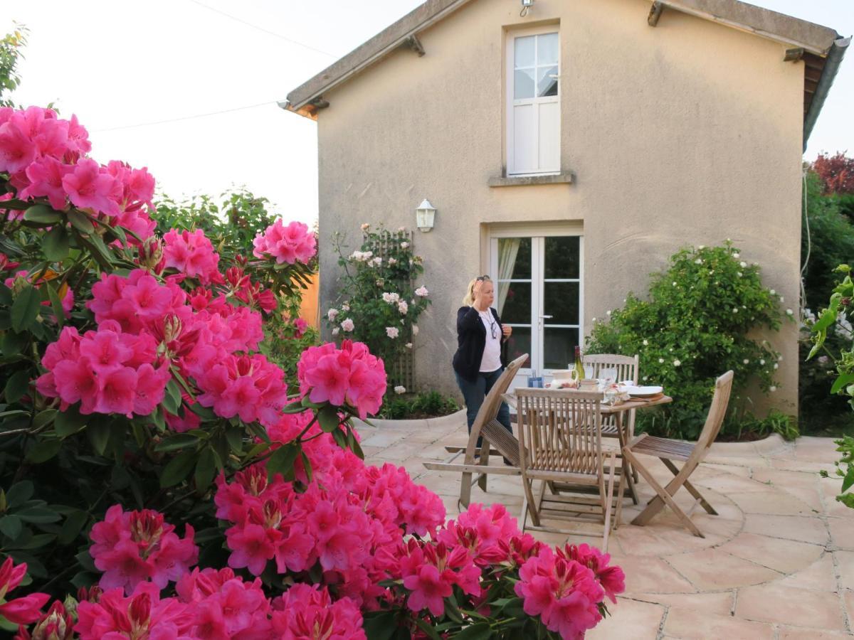 Bed and breakfast Gite Enchanteur Avec Jardin Prive Et Climatisation Pres Du Chateau D'Azay-Le-Ferron - Fr-1-591-457 Extérieur photo